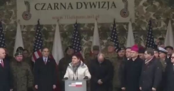 Ba Lan chào đón quân đội Hoa Kỳ