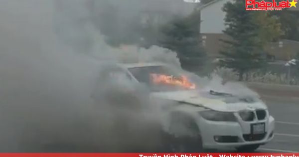 Hàng chục xe BMW bốc cháy khi đã tắt máy trước đó hàng giờ