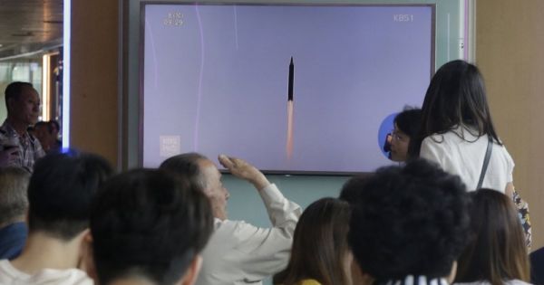 Triều Tiên phóng thêm một số tên lửa tầm ngắn