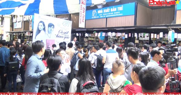 TPHCM: Nhiều hoạt động tại đường sách Nguyễn Văn Bình dịp cuối tuần