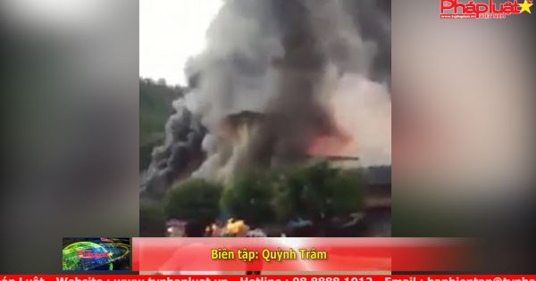 Cháy dữ dội tại khu vực Cửa khẩu Tân Thanh, thiêu rụi gần 40 kiốt