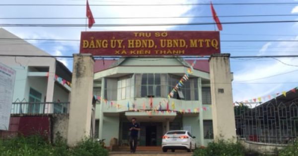Đắk Nông: Chủ tịch UBND xã Kiến Thành bị cách chức do dùng bằng giả