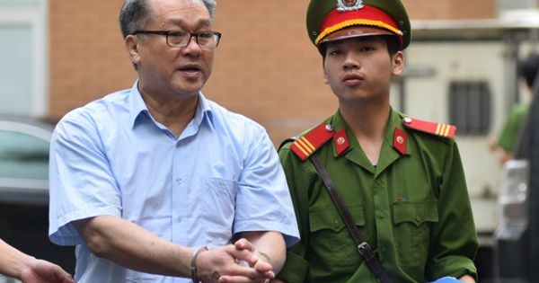 Phạm Công Danh liên tục đề toà nghị triệu tập Phan Thành Mai