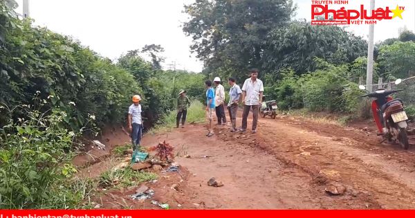 Krông Năng - Đăk Lăk: Đường liên thôn biến thành suối dữ sau mưa