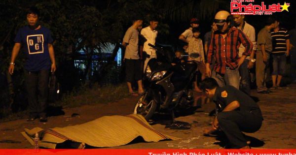 Bình Dương: Hai xe máy tông trực diện, 1 người tử vong