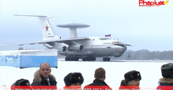 Quân Nga từ Syria trở về với tư thế người chiến thắng