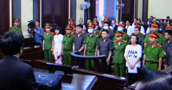 Xét xử 15 đối tượng bị cáo buộc khủng bố ở sân bay Tân Sơn Nhất