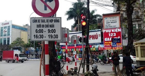 Hà Nội: Cấm Uber, Grab vào giờ cao điểm ở 13 tuyến phố