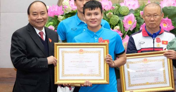 Điểm báo 29/01/2018: Thủ tướng trao Huân chương Lao động hạng Nhất cho đội tuyển U23 Việt Nam