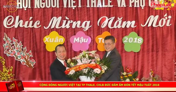 Cộng đồng người Việt tại TP Thale thuộc CHLB Đức đầm ấm đón Tết Mậu Tuất 2018.