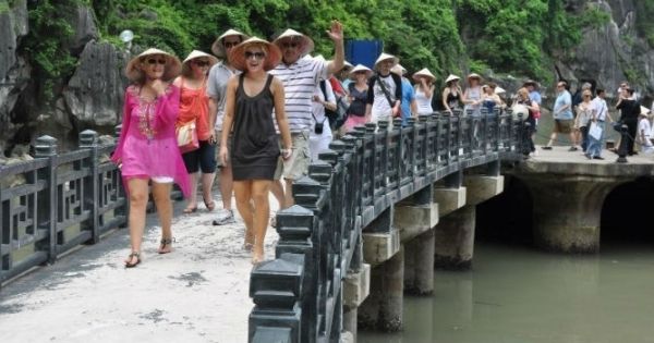 Việt Nam đón hơn 2,8 triệu khách Quốc tế trong 2 tháng đầu năm