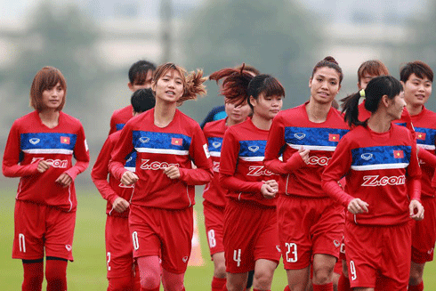 HLV đội tuyển bóng đá nữ Việt Nam đầy tự tin trước đại chiến Asian Cup 2018
