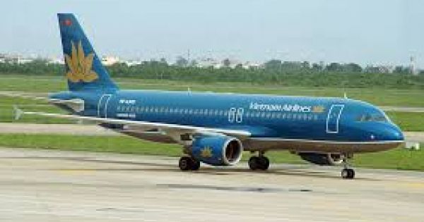 Vietnam Airlines xin lỗi hành khách vì hạ nhầm đường băng
