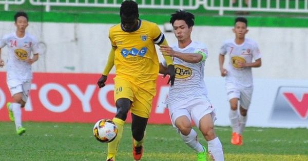 Hoàng Anh Gia Lai vượt qua Thanh Hóa FC nhờ siêu phẩm của Công Phượng
