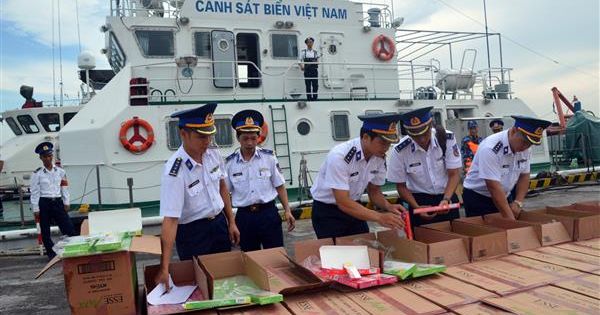 Bộ Tư lệnh Vùng Cảnh sát biển 1 thu giữ gần 68.000 bao thuốc lá lậu trị giá hơn 2 tỷ đồng