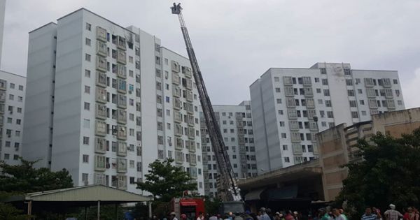 Đà Nẵng: Cháy do nổ gas tại chung cư 12 tầng, nhiều người hoảng sợ