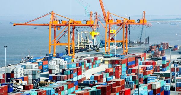 Kim ngạch xuất nhập khẩu của Việt Nam tăng mạnh trong 9 tháng đầu năm