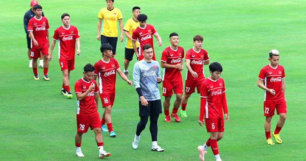 Công Phượng lập công, tuyển Việt Nam ngược dòng thắng Seoul FC