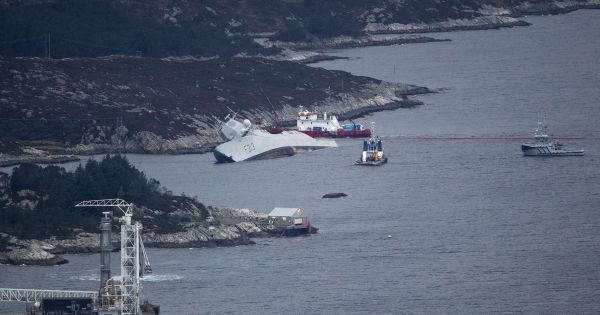 Tàu hộ vệ hiện đại của Na Uy chìm hẳn sau 5 ngày bị đâm