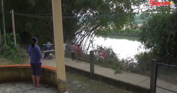 Quảng Ngãi: Sạt lở sông Vệ nghiêm trọng
