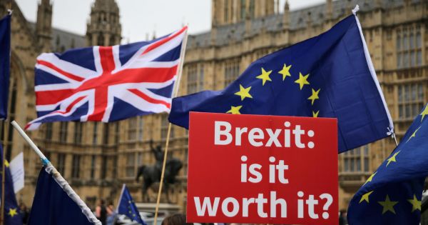Anh: Thủ tướng Theresa May được chấp thuận đàm phán lại về Brexit