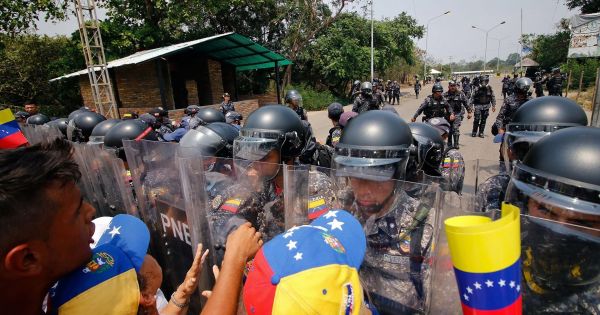 Venezuela: Bạo lực dâng cao ở khu vực biên giới