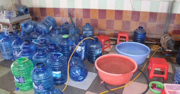 Bà Rịa – Vũng Tàu: Kinh hãi công nghệ sản xuất nước uống đóng chai