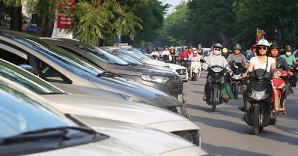 Khuyến khích người dân nội đô Hà Nội làm bãi trông giữ xe