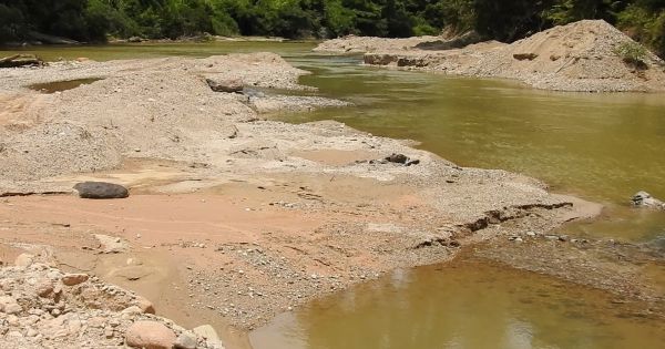 Thừa Thiên - Huế: Huyện A Lưới báo cáo thiếu trung thực vụ lợi dụng thủy điện để khai thác cát lậu