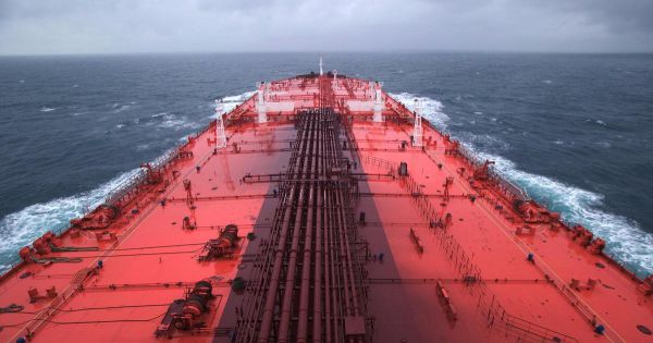 Trung Quốc nhập khẩu dầu từ Iran bất chấp lệnh cấm vận