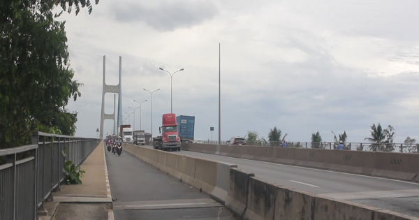 Tai nạn liên hoàn trên cầu Phú Mỹ: Thiệt hại hàng trăm triệu đồng vẫn không bị khởi tố?