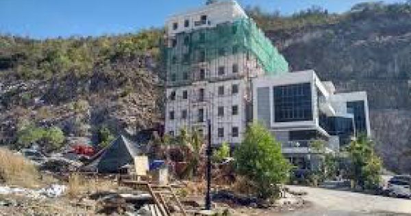 Khánh Hòa: Buộc tháo dỡ hàng loạt biệt thự sai phạm tại dự án Ocean View Nha Trang