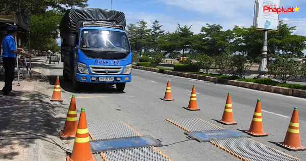Thanh tra Giao thông Quảng Ngãi ra quân kiểm tra xe quá tải