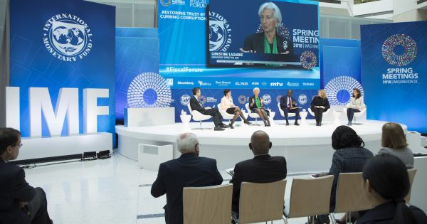 IMF kêu gọi Mỹ, Trung đối thoại về thương mại
