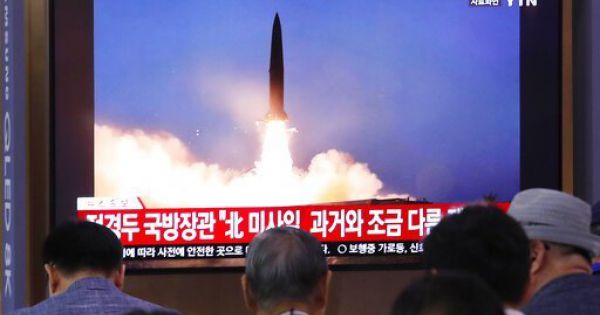 Triều Tiên phóng tên lửa rơi vào EEZ Nhật Bản