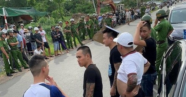 Vụ giang hồ vây xe chở công an: Triệu tập vợ đại tá Huỳnh Tiến Mạnh