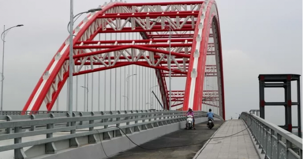 Cây cầu 2.100 tỷ đồng sắp thông xe