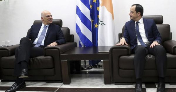 Hy Lạp hợp tác xây đường ống dẫn dầu cùng Síp, Israel