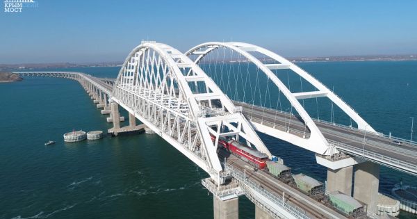 Nga khánh thành cầu đường sắt vượt biển dài nhất châu Âu