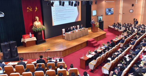 Thủ tướng Nguyễn Xuân Phúc: Không được thắt tín dụng BT, BOT