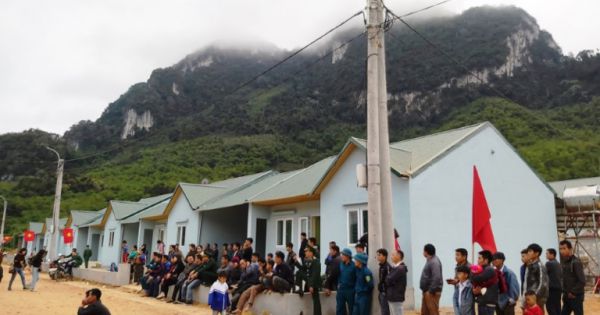 Thanh Hóa: Dân vùng lũ Sa Ná đón Tết cổ truyền trong những ngôi nhà mới