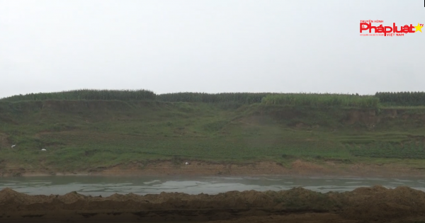 Dân tố: Không sạt lở vẫn xây kè chống sạt lở tại dự án kè sông Ngàn Sâu, huyện Hương Khê