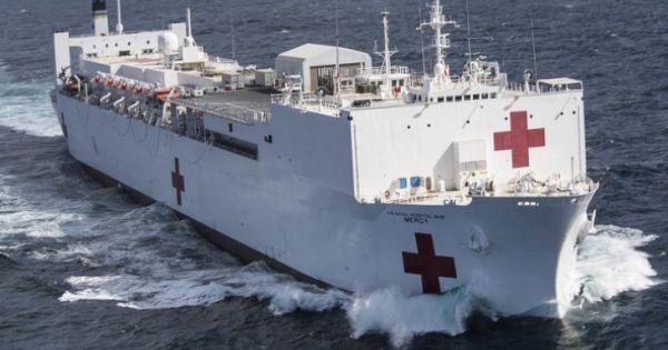 Mỹ điều động siêu tàu bệnh viện đến New York ứng phó dịch bệnh