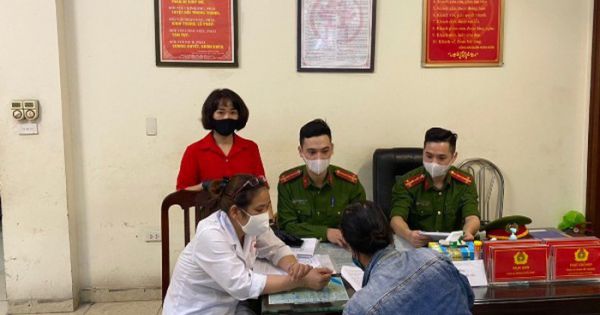 Trường hợp đầu tiên tại Hà Nội bị phạt vì không đeo khẩu trang