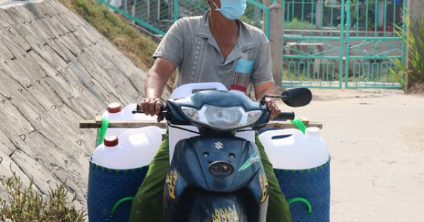 Hơn 22.554 hộ ở Tiền Giang được cấp nước ngọt cứu vườn cây