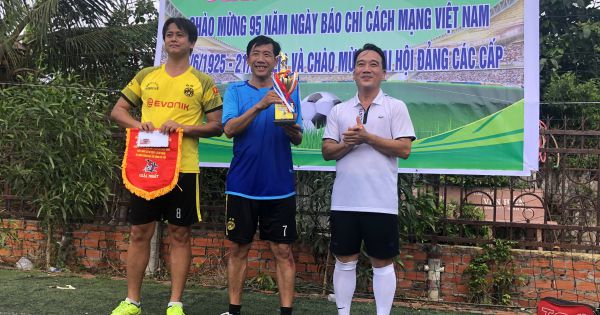 Bạc Liêu giao lưu bóng đá chào mừng Ngày Báo chí Cách mạng Việt Nam
