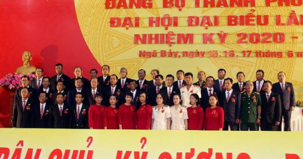 Ông Nguyễn Huỳnh Đức tái đắc cử Bí thư Thành ủy TP Ngã Bảy