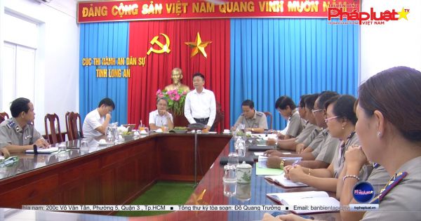 Bộ trưởng Lê Thành Long ghi nhận những đóng góp của ngành Tư pháp tỉnh Long An
