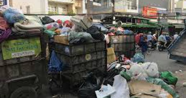 Sẽ thu phí rác thải sinh hoạt theo ki lô gam từ năm 2025