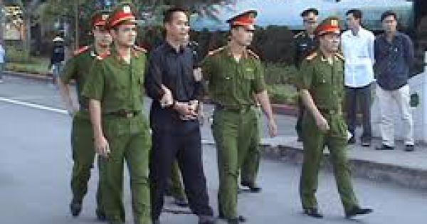 Bắt giữ nhóm người nước ngoài bị truy nã, nhập cảnh trái phép tại Quảng Ninh